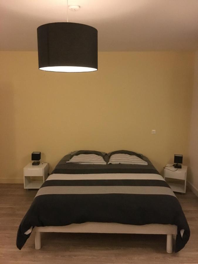 Chambres D'Hote Les Bredins Saint-Menoux Kültér fotó